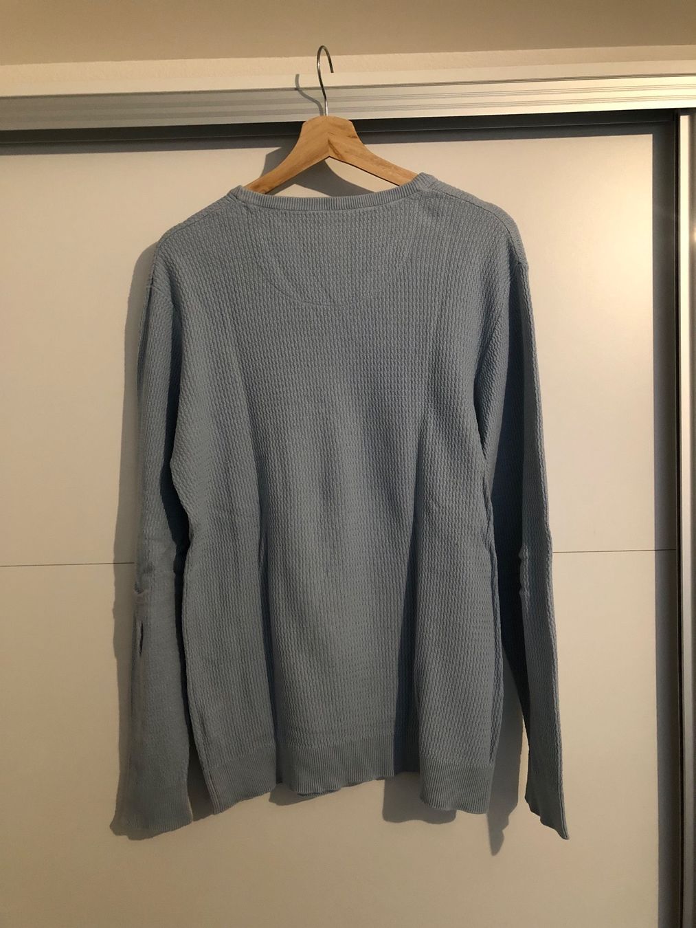 Pullover & Sweatshirts: PULL & BEAR Pullover Gr. L – Gebraucht aus Bern von NESC 1