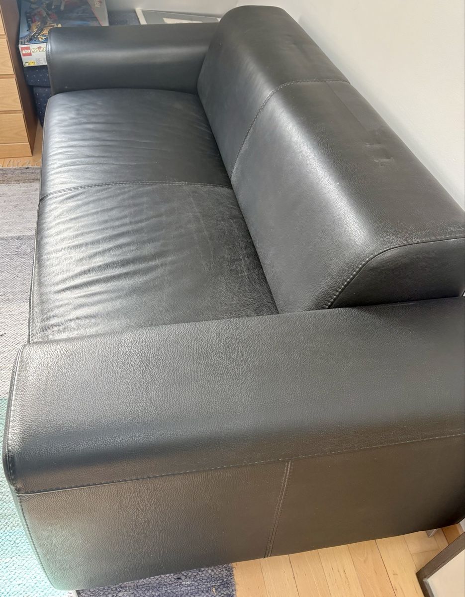Interio Sofas: Echtledersofa schwarz – Neu (gemäss Beschreibung) aus Zürich von Moonracer111 1