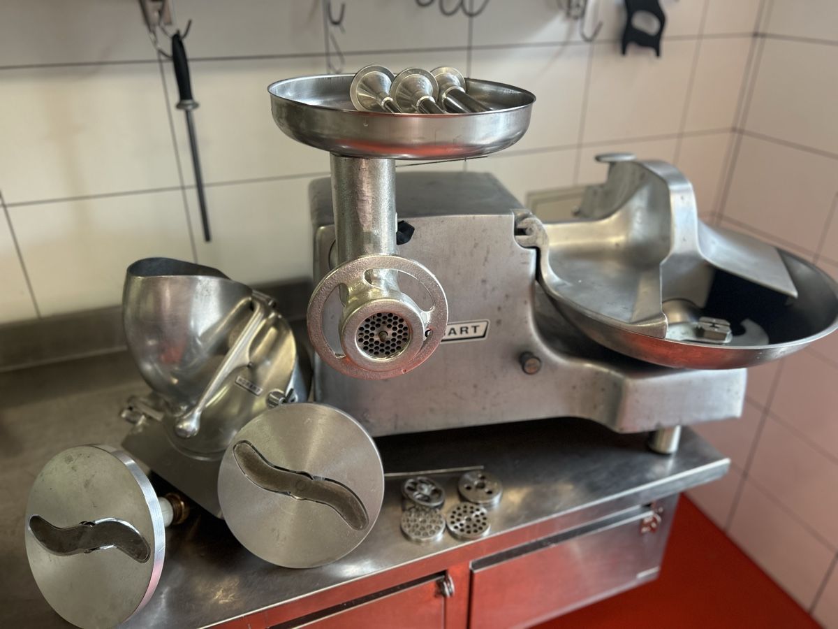Hobart Appareils de cuisine: Hobart multi/metzgerei – D'occasion à Puidoux par Gregounet80