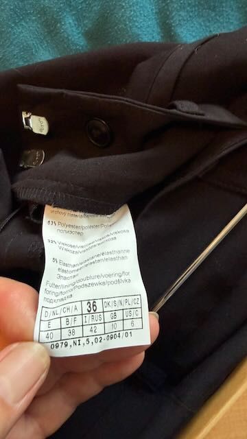 Pantaloni: Schwarze Bügelfaltenhose Gr. 36 – Usato da Winterthur venduto da ing_pd8f 3