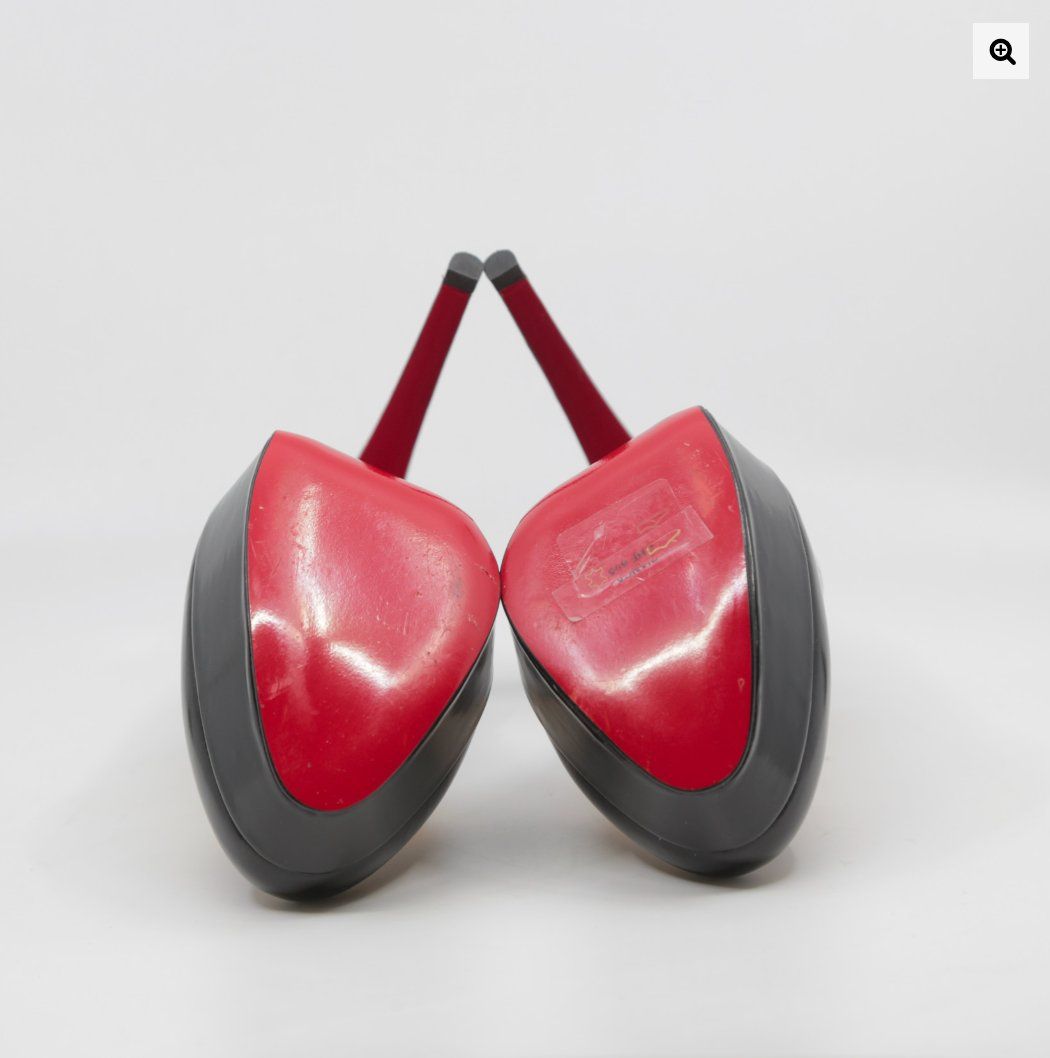 Christian Louboutin Damenschuhe: Bianca Louboutin T.37 – Gebraucht aus Delémont von Le38.shop