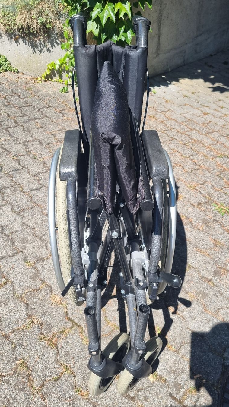 Sedie a rotelle: Rollstuhl  – Usato da Matzingen venduto da Beatstar 1
