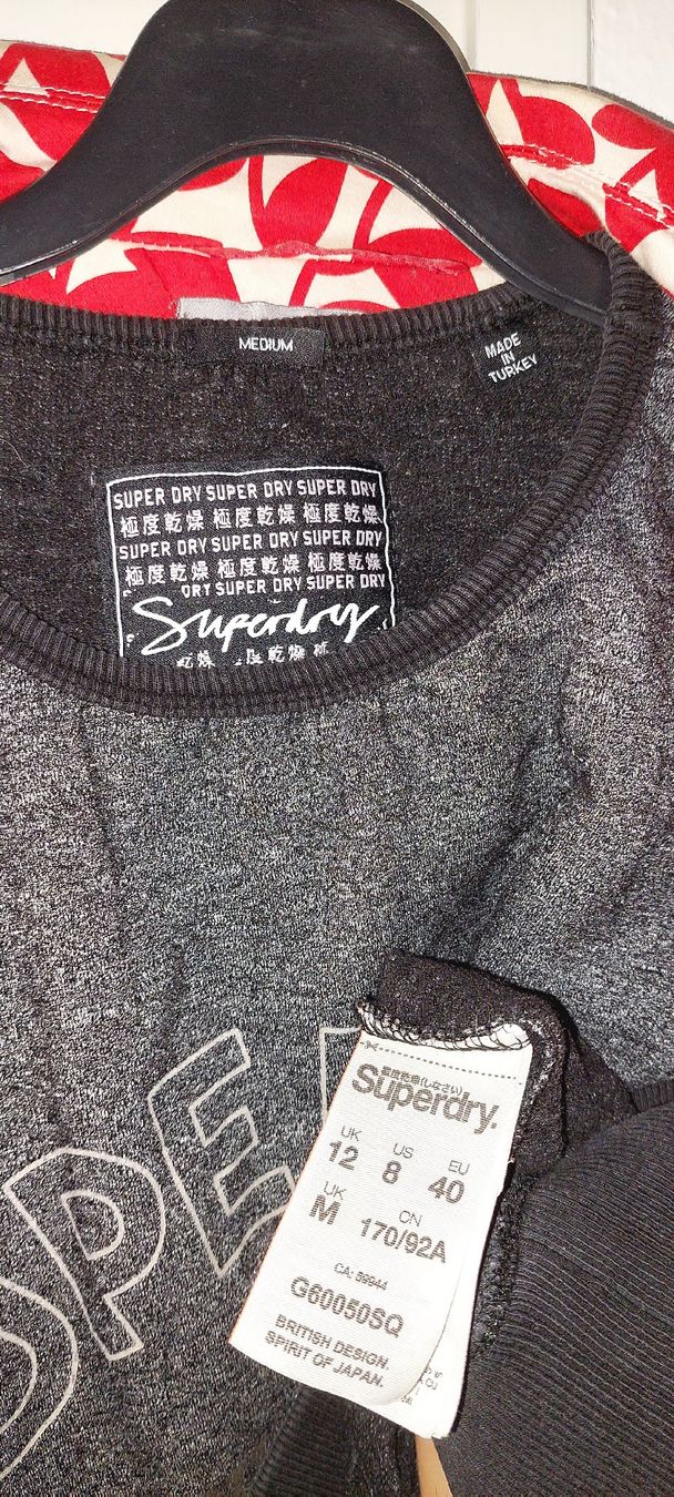 Superdry Lotti di vestiti: SET PULLOVER SUPERDRY M + veste offerte comme sur photo – Usato da Orpund venduto da Biennerome 4