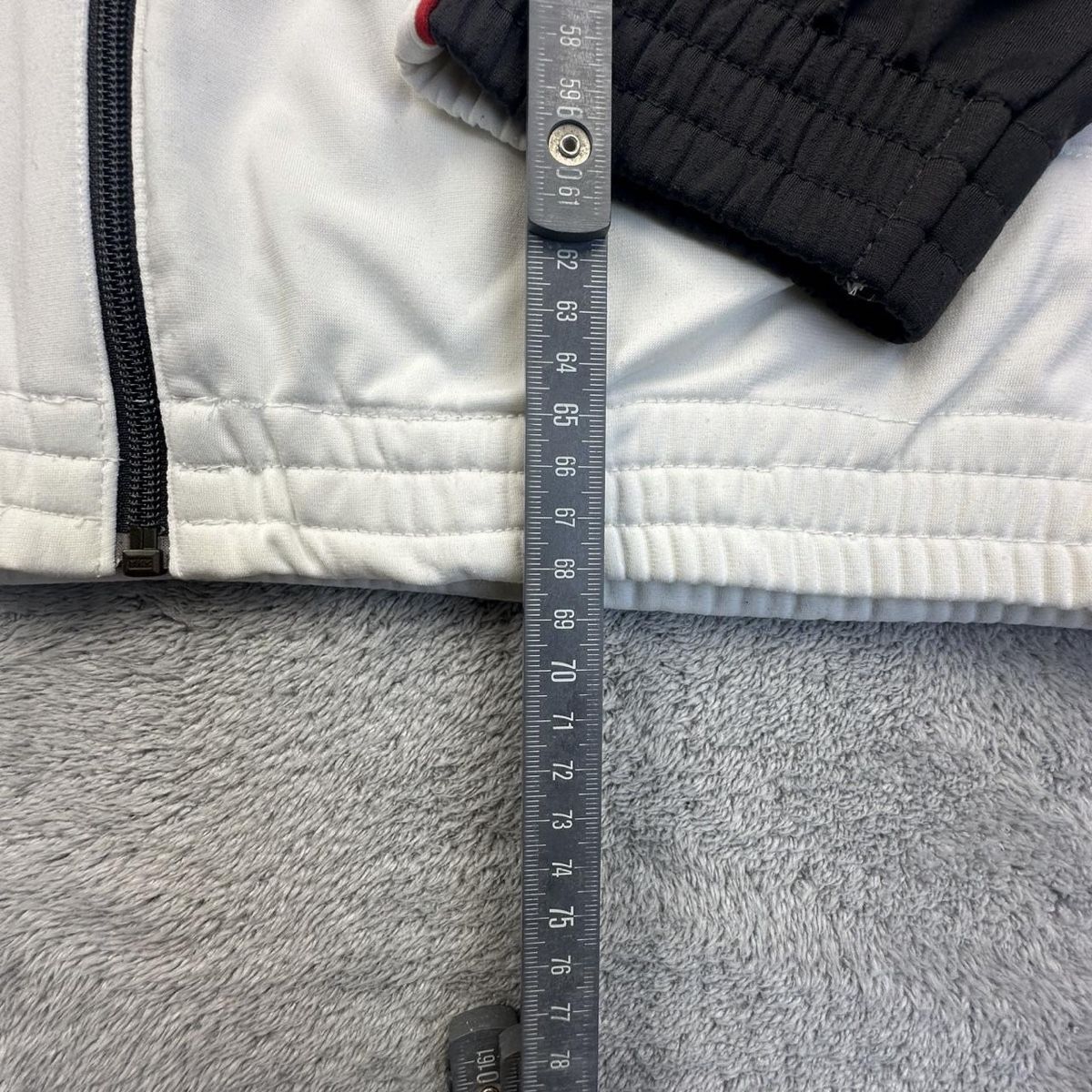Nike Vestes: Nike white jacket – D'occasion à Erlinsbach SO par TogaResell 4