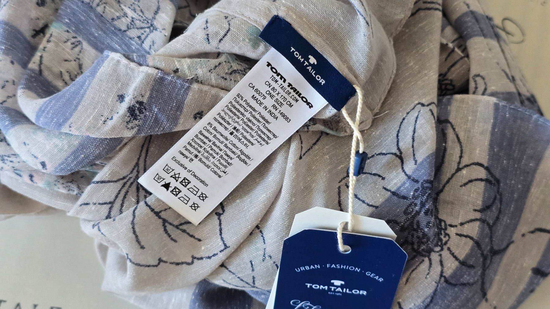 Tom Tailor Foulards, Tücher & Schals: ​🏷️ Schal Loop von TomTailor 🧣 – Neu und originalverpackt aus Thalwil von VitaMini 3