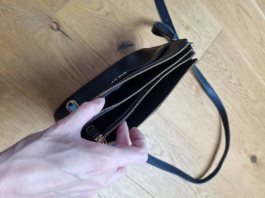 Borse da donna: Tasche in schwarz – Usato da Grosswangen venduto da _Ra 1