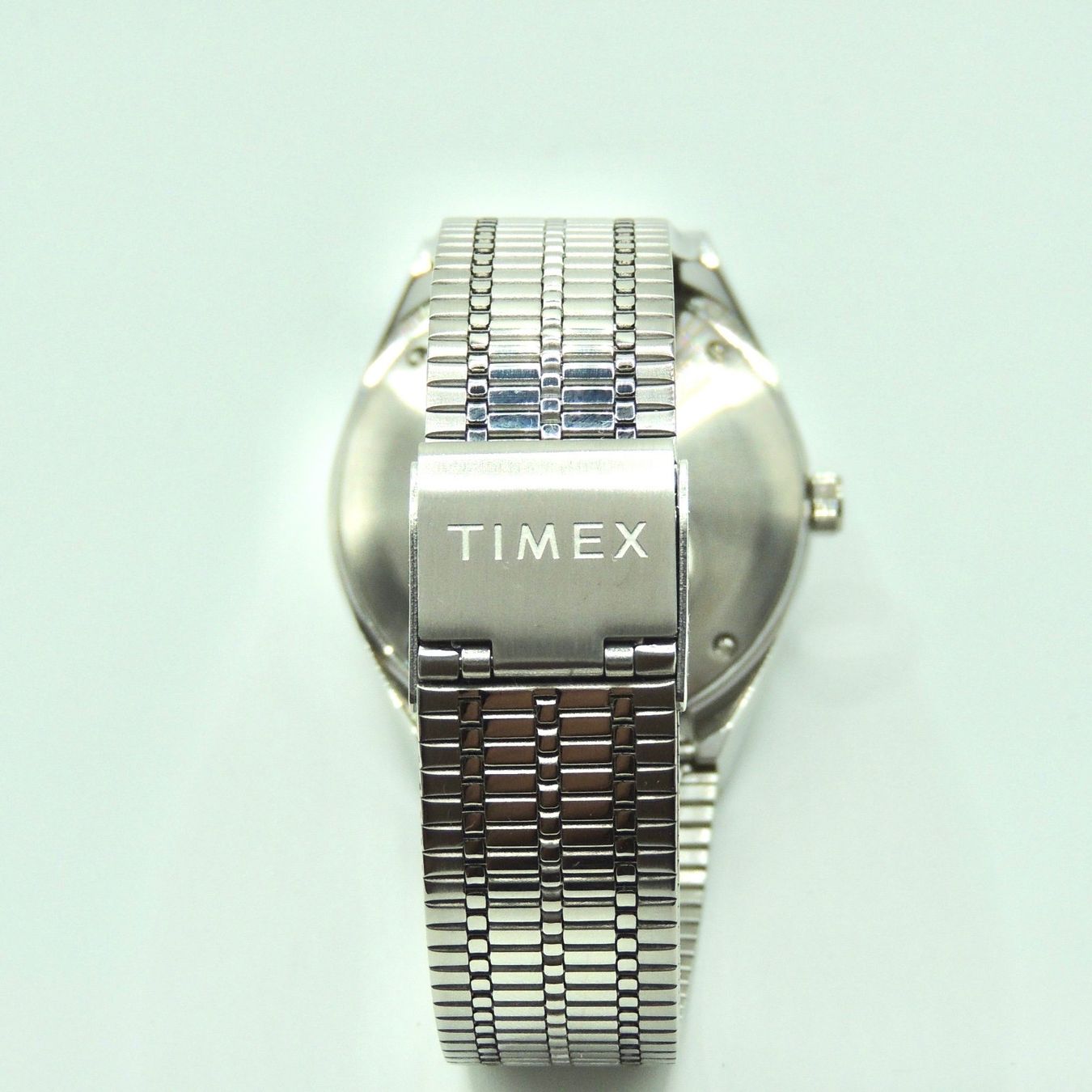 Timex Orologi: Montre Timex Q Reissue noir/vert neuve – Nuovo e nell'imballaggio originale da Lausanne venduto da DuGoutetdesCouleurs 2