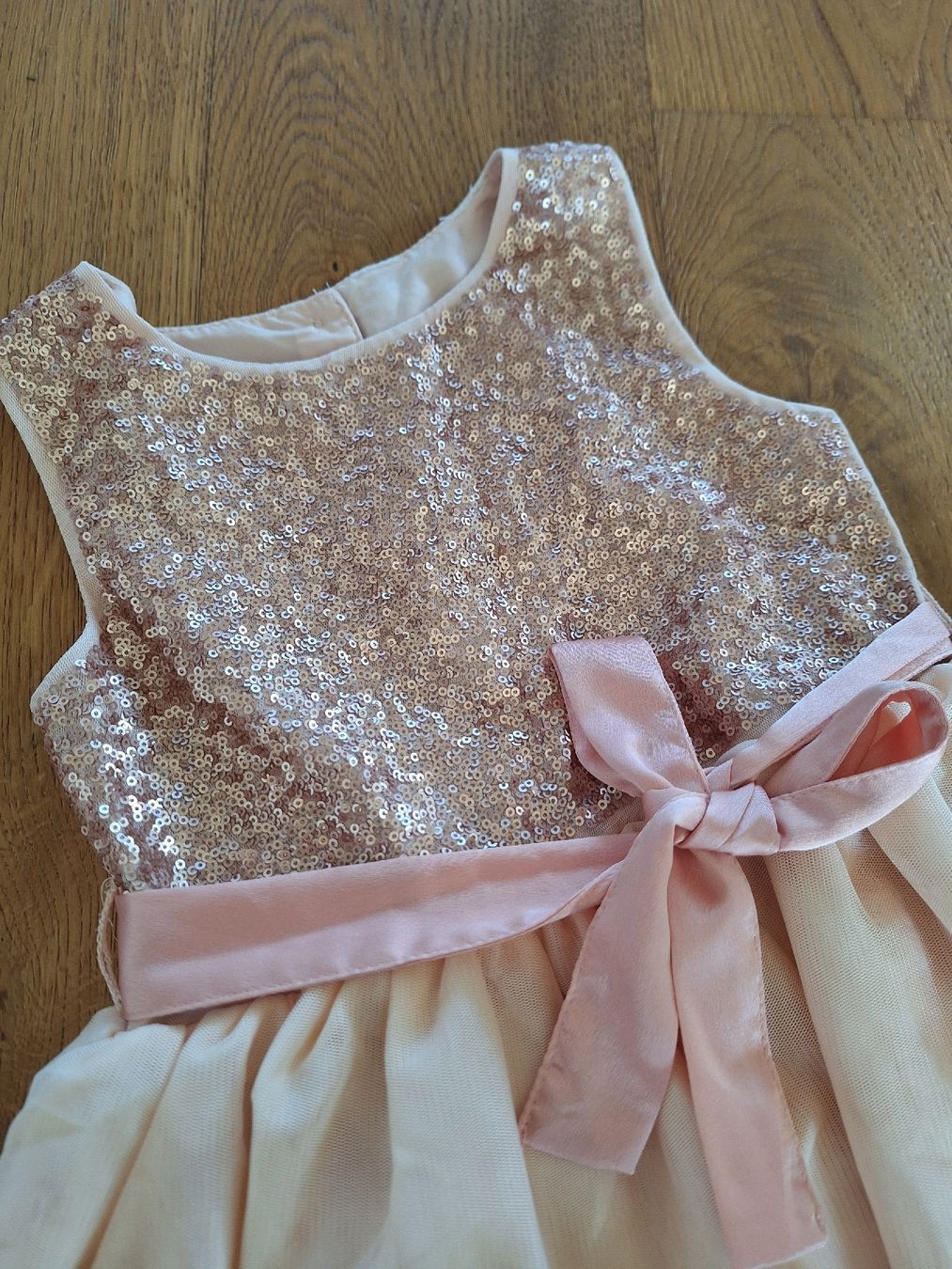 H&M Vestiti & Gonne: Kleid (Festkleid) – Usato da Reitnau venduto da fabonas 1