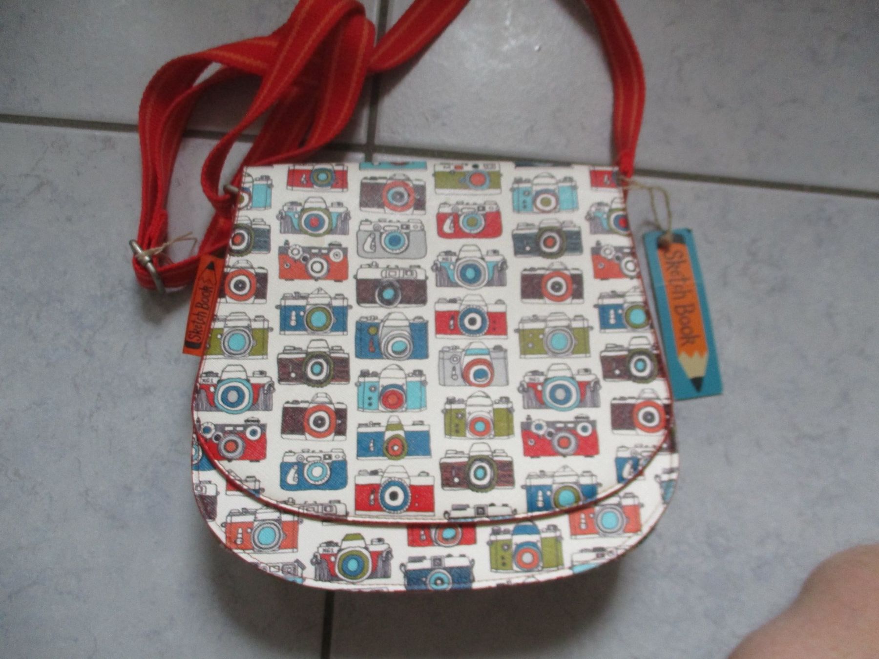 Borse: Retro Tasche Fotoaparat – Nuovo (secondo la descrizione) da Birsfelden venduto da alles-muss-raus
