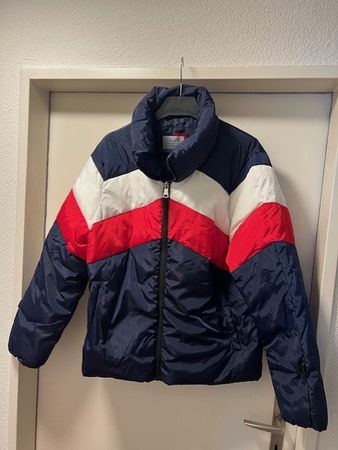 Schöne Damen Winterjacke in Top-Zustand !