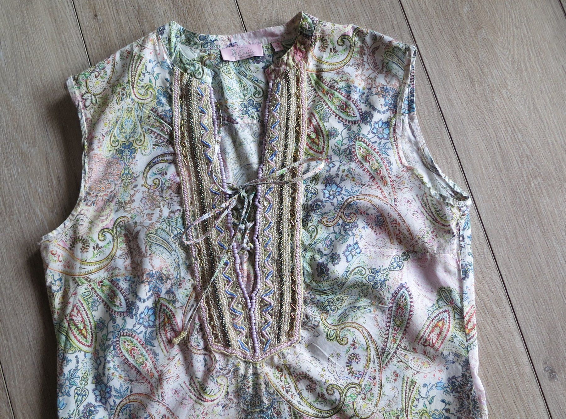 Camicette: Verkaufe Bluse von Emily Grösse 36 – Nuovo (secondo la descrizione) da Olten venduto da Lilafarben 1
