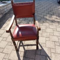 robuster und massiver Ledersessel, Solitärmöbel