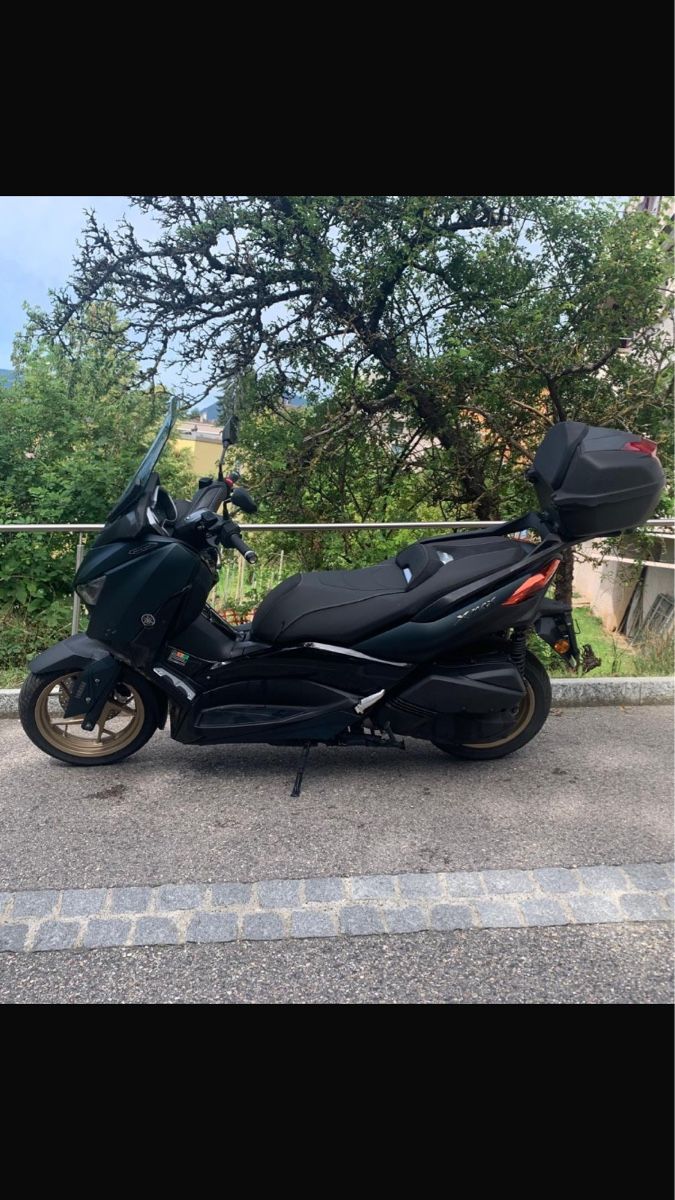 Yamaha Scooter: X-MAX 300 2022 Yamaha – Usato da NE venduto da lun_pc2v 3