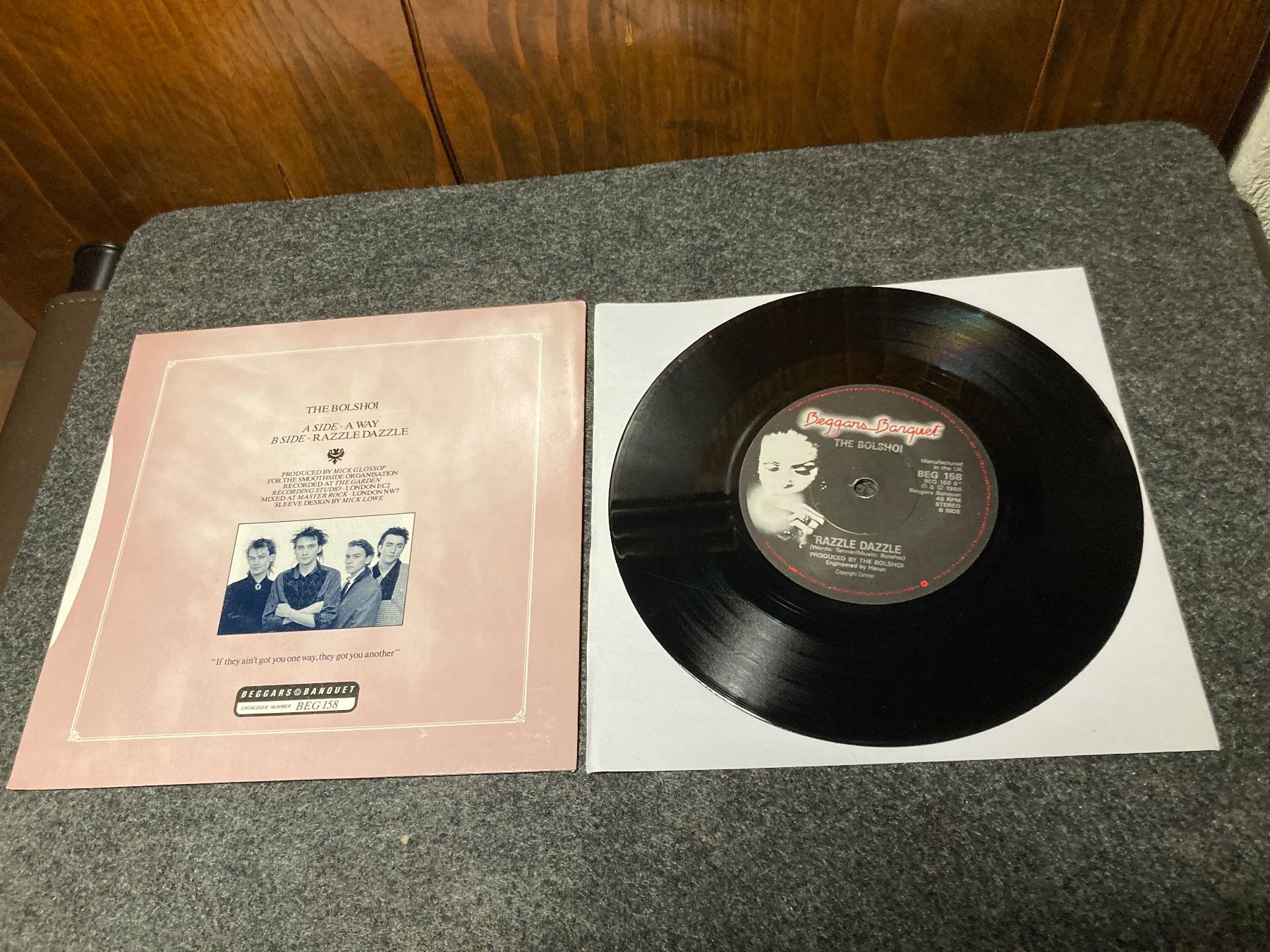 Dischi in vinile: The Bolshoi - A Way (7") – Usato da Fribourg venduto da Karushi 1