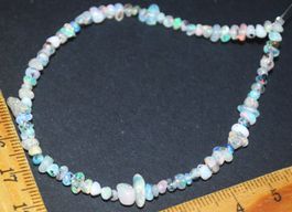Opal Strang L-3500 –Äthiopische Multi Fire Opal Nuggets 20cm