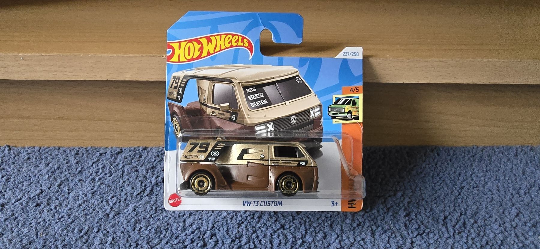 Volkswagen Modellini d'auto: VW T3 Custom – Nuovo e nell'imballaggio originale da Merligen venduto da SwissMini27