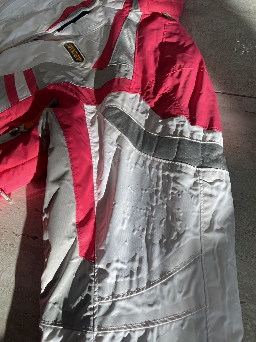 Spyder Giacche: Spyder Skijacke Damen XL – Usato da Birrwil venduto da Bendegriz 2