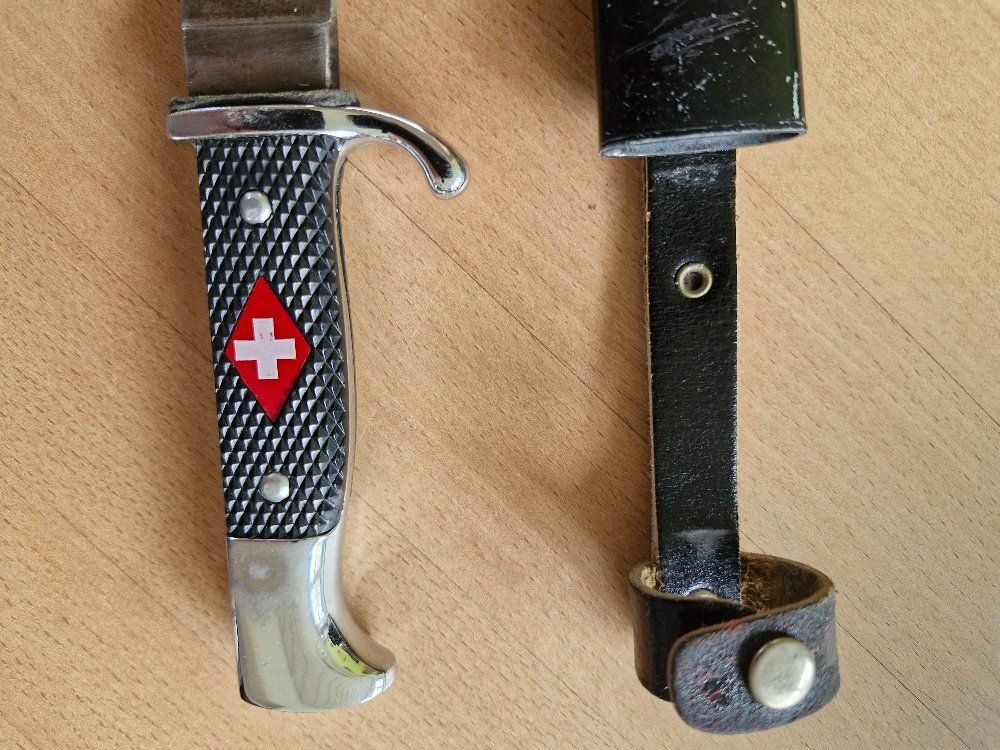 Altre raccolte & rarità: kleiner Dolch – Usato da Gerzensee venduto da Neggimann 3