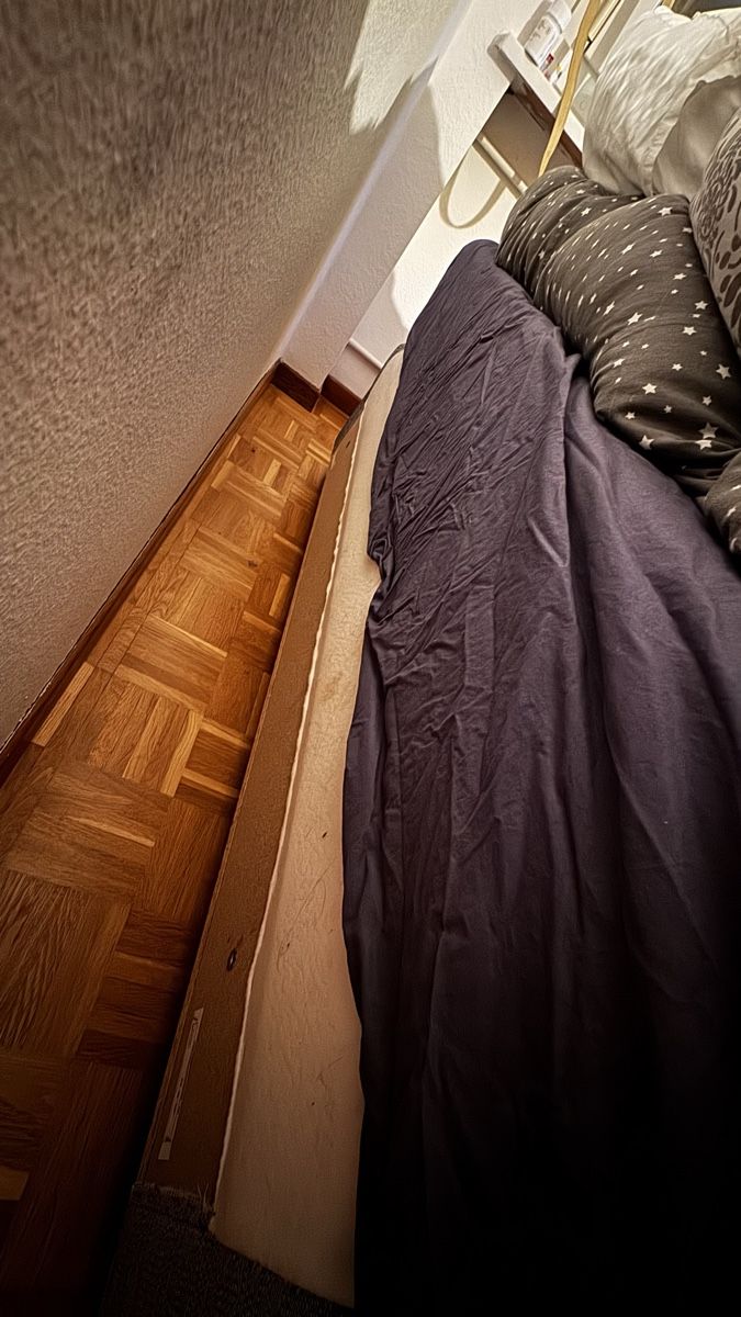 Letti: Bett ohne kopfteil – Usato da Luzern venduto da lil_zd5g 4
