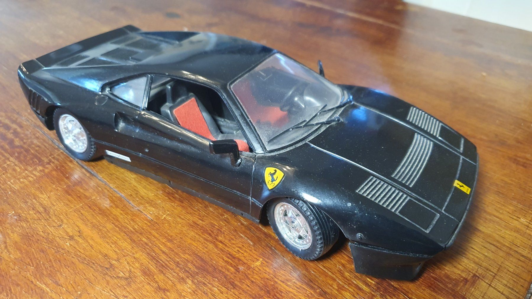 Polistil Modellini d'auto: Ferrari GTO – Usato da Châtonnaye venduto da Kojak120
