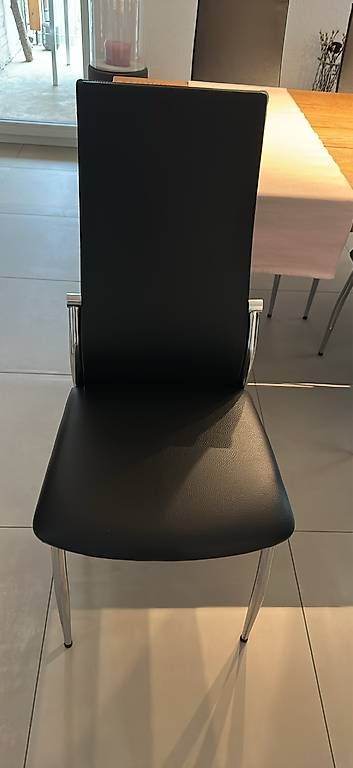 Chaises: Stühle  – D'occasion à Ulmiz par mar_z9gg 1