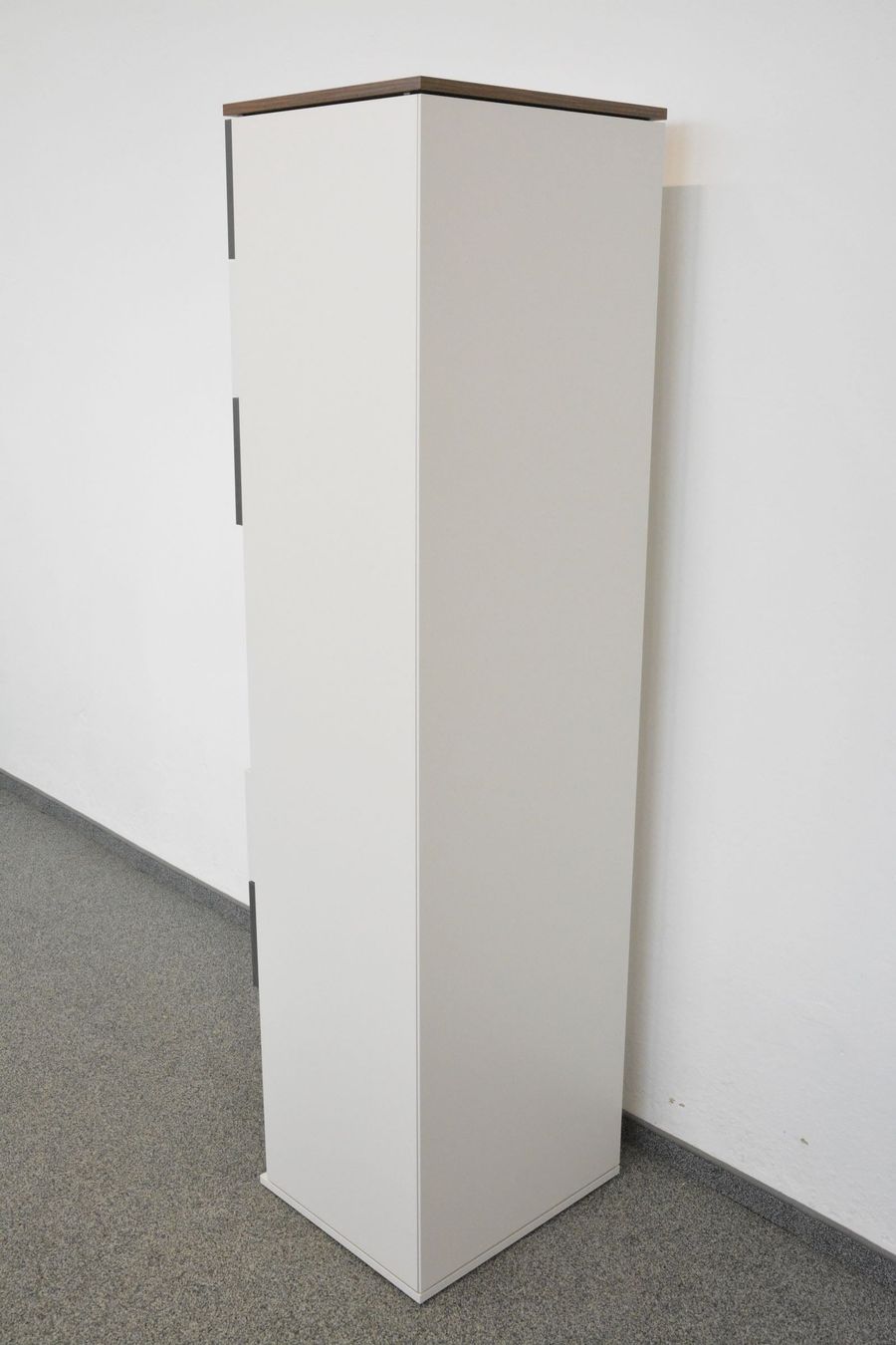 Haworth Armadi: Haworth Be_Hold Design Locker mit 12 Fächern – Usato da Schönenwerd venduto da mcofficeshop 4