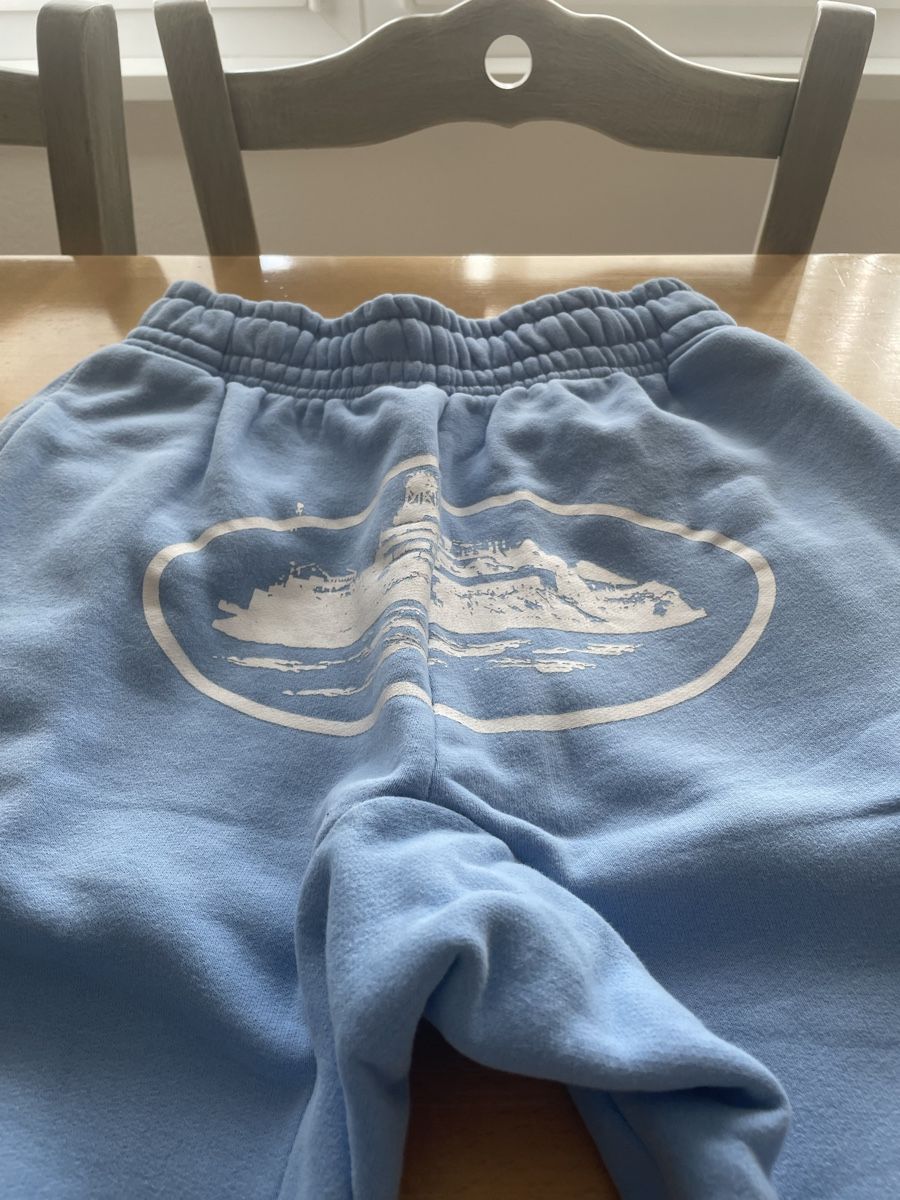 Corteiz Pantaloni: Pantalon Corteiz bleu ciel - Taille S – Nuovo (secondo la descrizione) da Bussigny venduto da Z.seller 1