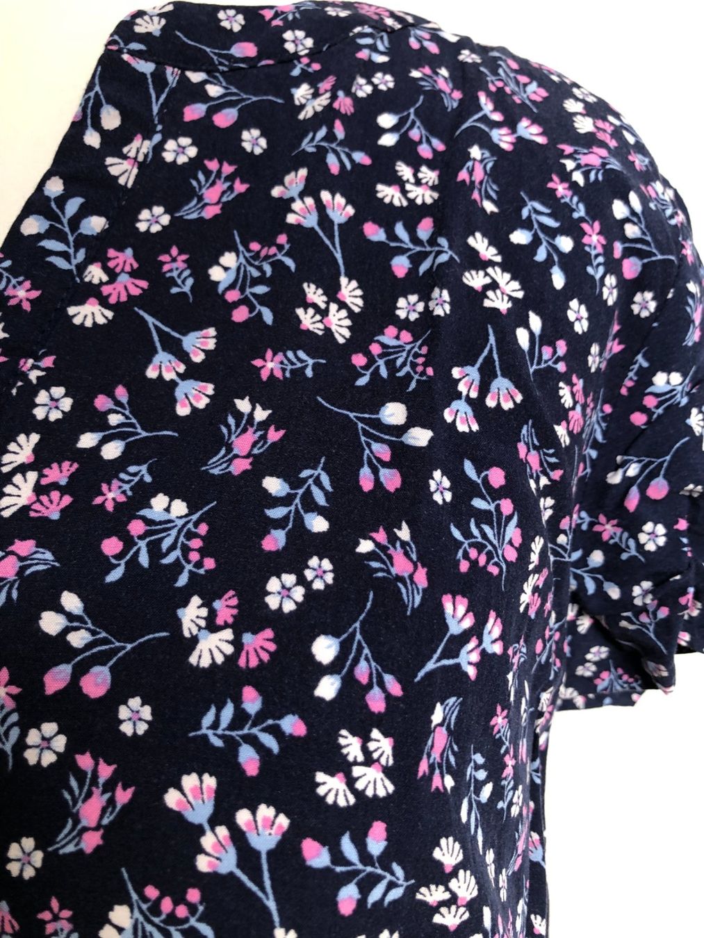 Esprit T-Shirts: T-Shirt Esprit Gr. 36 - neuwertig – Neu (gemäss Beschreibung) aus Eschenbach SG von mhbob 1