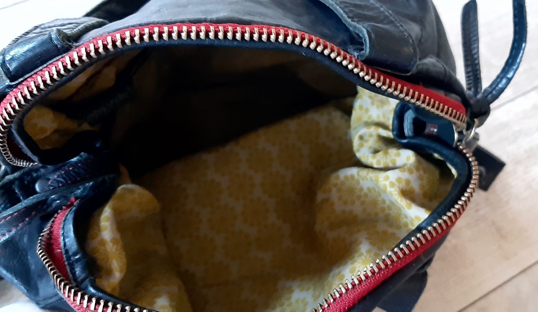 Aunts & Uncles Borse da donna: Aunts & uncles  -  Ledertasche  -  schwarz – Usato da Tagelswangen venduto da BrigittaC01 6