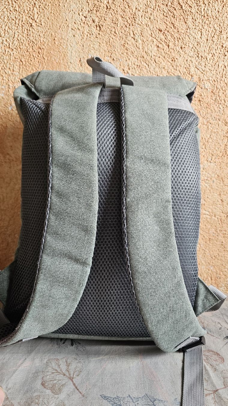 Zaini: Rucksack mit viel Style – Usato da Winterthur venduto da sim_msv2 1