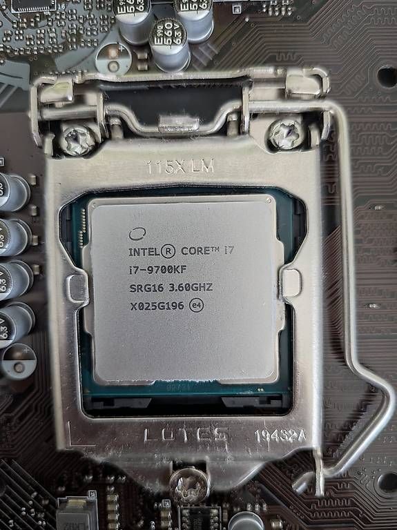 Schede madri: MSI Motherboard Bundle + I7+ RAM+ GForce 1660 – Usato da Olten venduto da jos_9zry 3