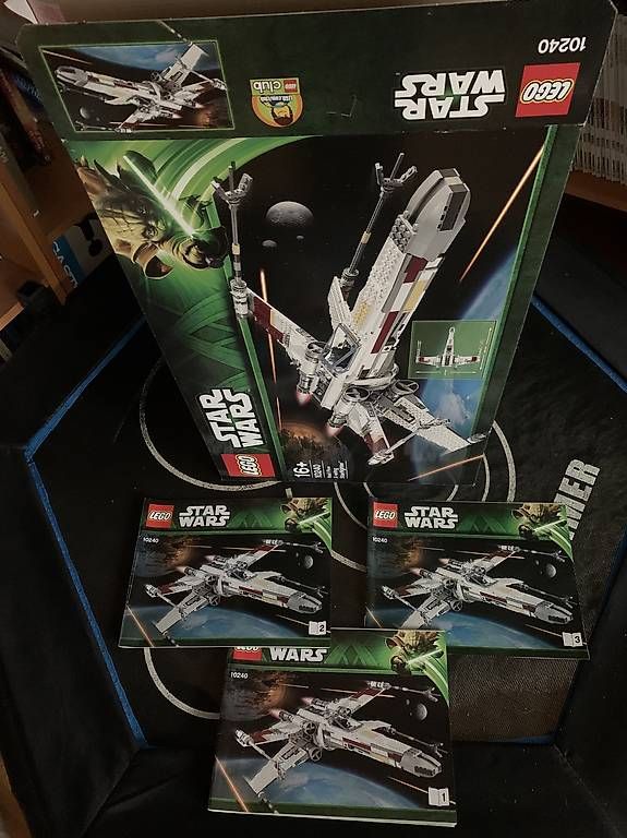 Kit di costruzioni: Lego Star Wars UCS - Red Five X-Wing 10240 + Leds – Usato da Cossonay-Ville venduto da BRick73