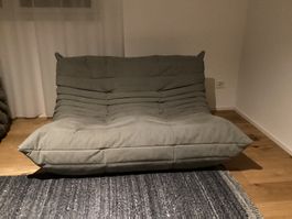 Ligne Roset 2er Sofa Togo in Alcantara Silver Top Zustand