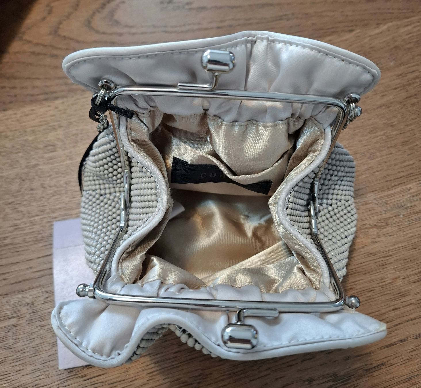 Borse da donna: Coast Handtasche Perlen-Design,  neu! – Nuovo (secondo la descrizione) da Nussbaumen AG venduto da bio_vd8q 2