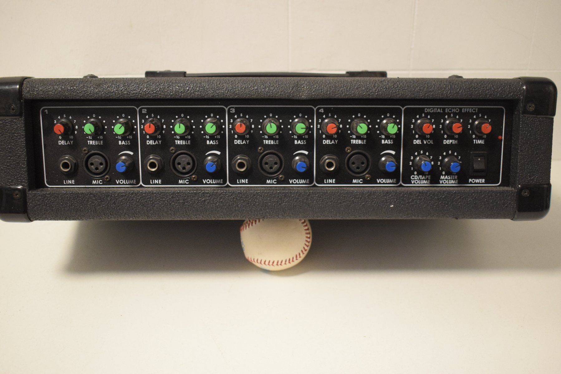 Equalizzatori: Hy-X-Amp FL-400 Mixer – Usato da Zürich venduto da Brockito