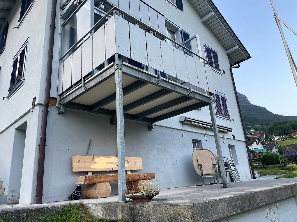 Étagères: Balkonturm/ Terassenturm – D'occasion à Schattdorf par reg_8vzz 2