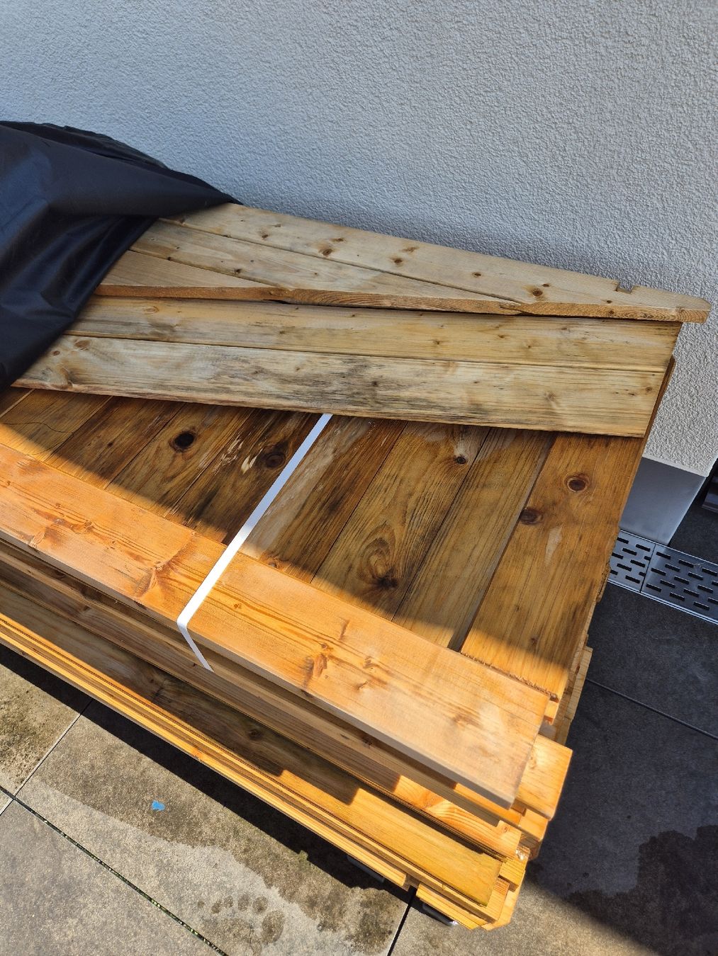 Cabanes de jardin & serres: Holzgartenhaus – Défectueux à Einsiedeln par M.Aurel 2