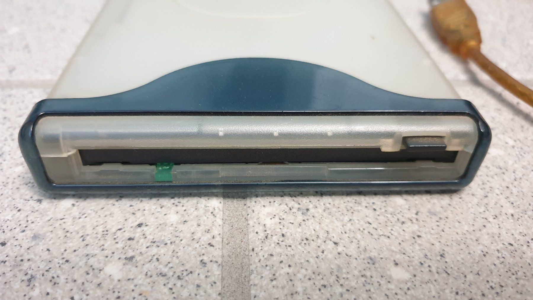 Unità & Adattatore: Externes USB Floppylaufwerk – Usato da Stäfa venduto da Supertramp73 1