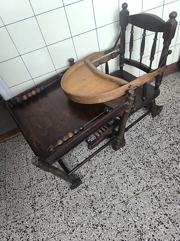 Seggioloni: Chaise haute antique – Usato da Ecublens VD venduto da mor_lqc5 1