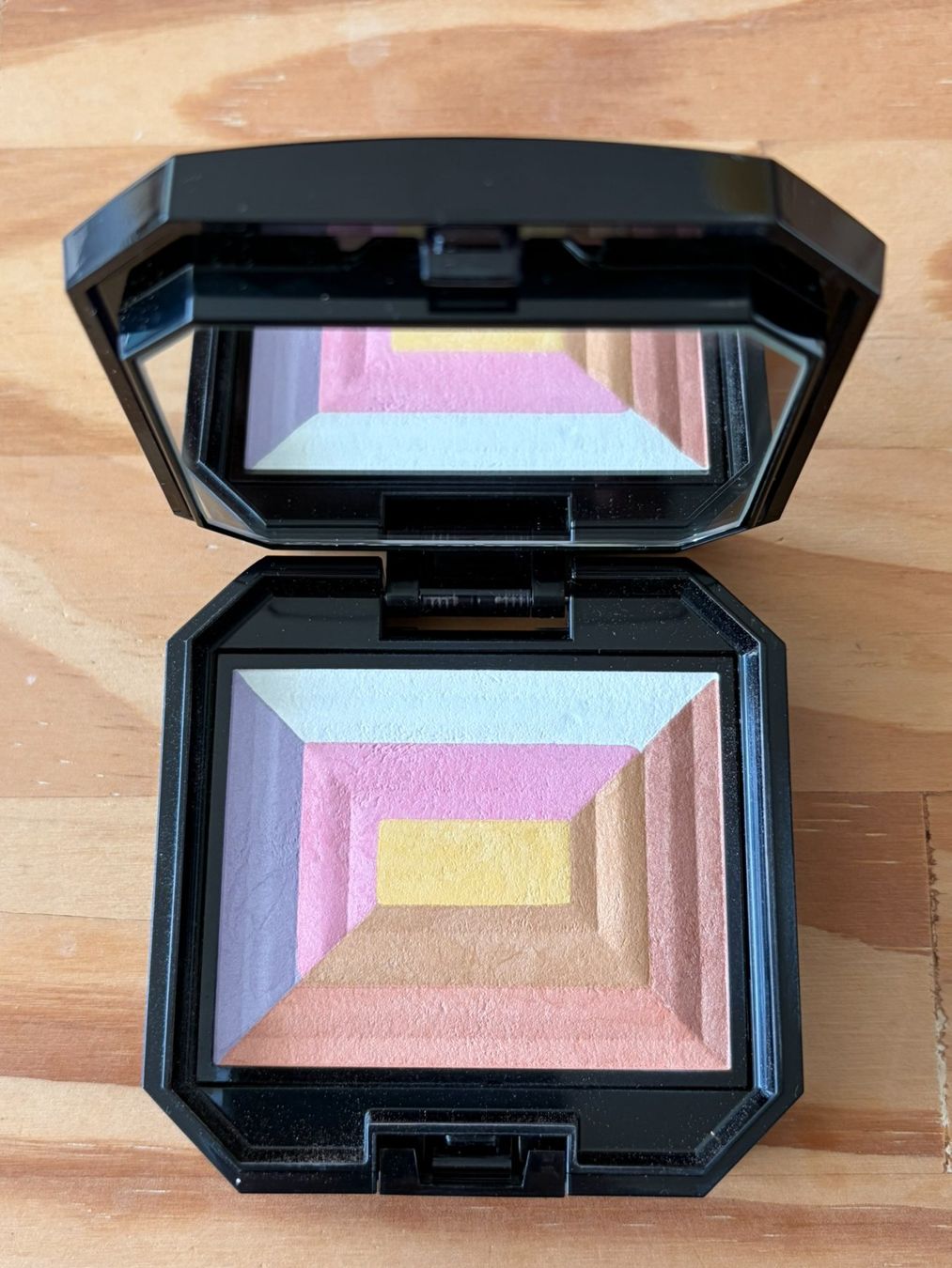 Make-up: Shiseido 7 Lights Powder Illuminator – Gebraucht aus Schlieren von con_hdp9 1