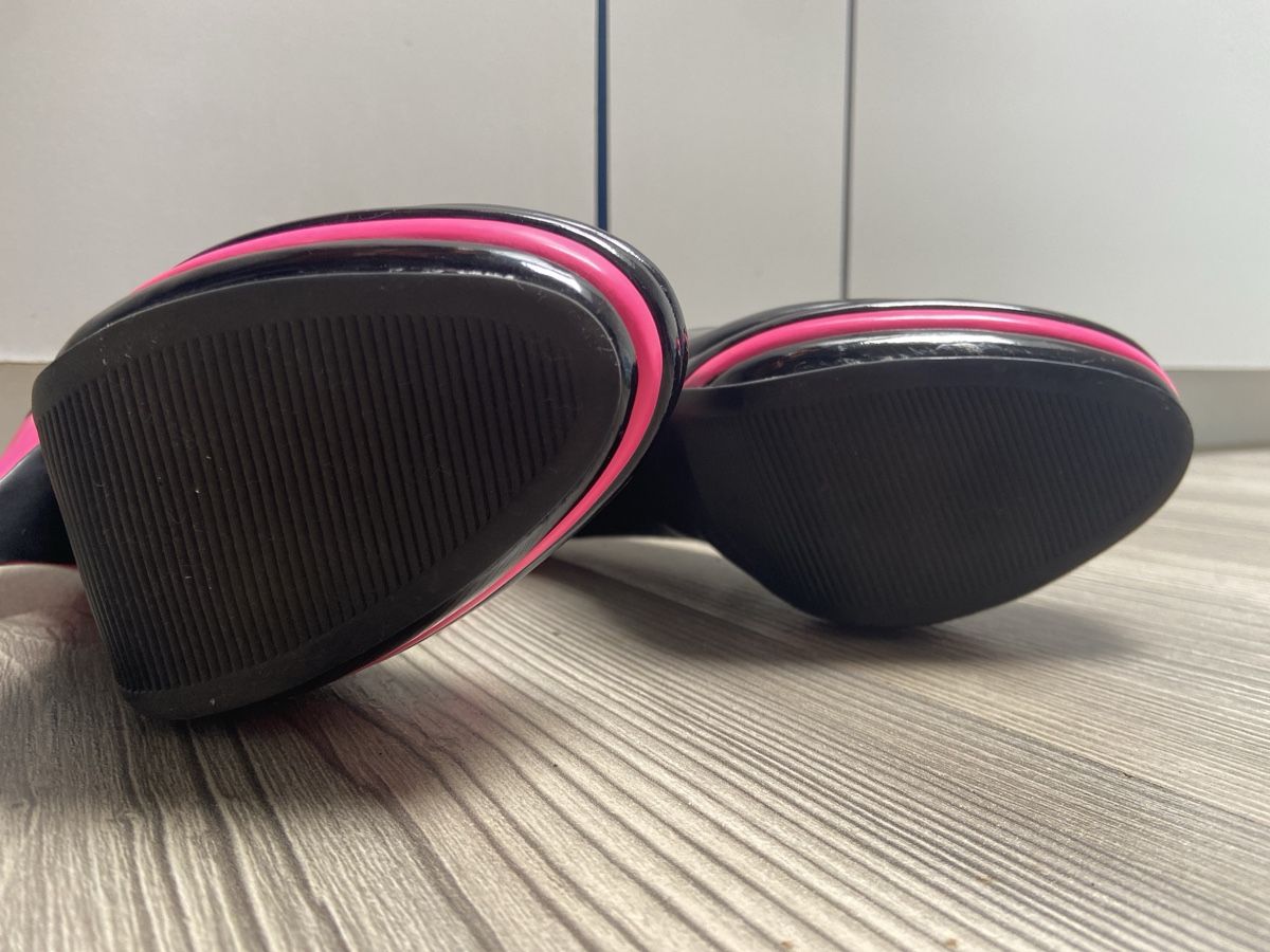 Scarpe da donna: schwarz-pinke Lackpumps Gr 37 – Usato da Sirnach venduto da SpeedyGT 1