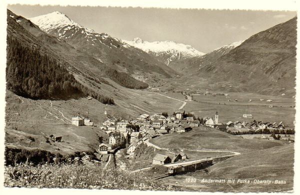 Cartoline postali: ANDERMATT mit Furka-Oberalp-Bahn – Usato da Jona venduto da philajona