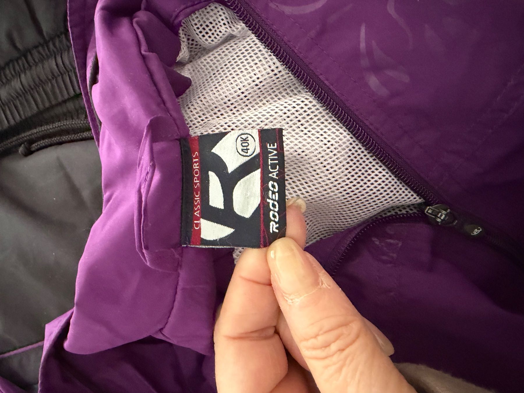 H&M Lots de vêtements: Damentrainer 38/40 – D'occasion à Allschwil par yvo-sch 2