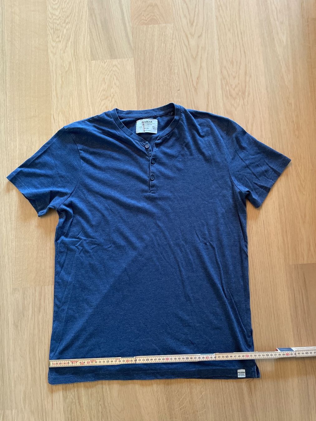 T-shirts: Tshirt PULL & BEAR L – D'occasion à Basel par pilzliii 1