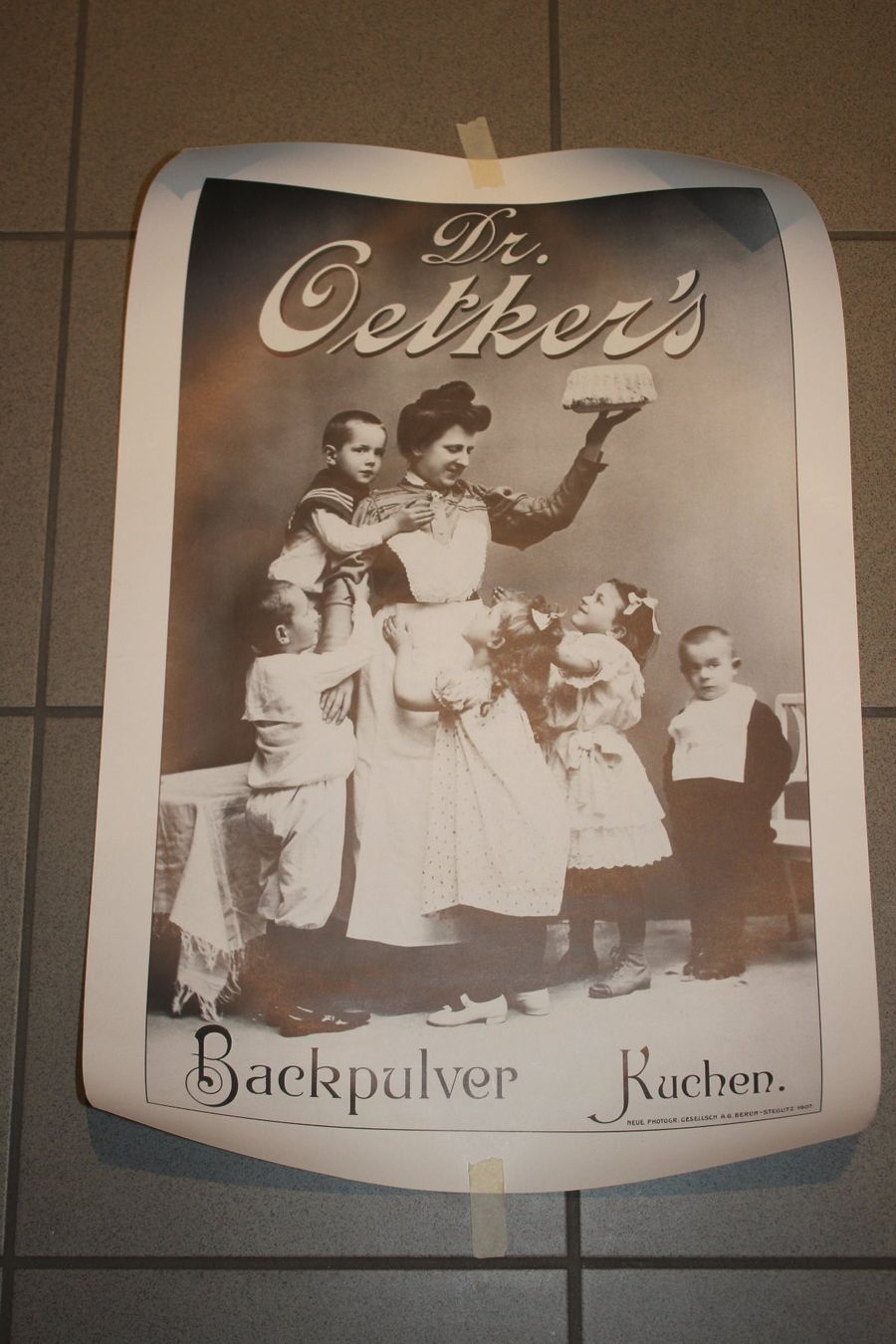 Foto & Immagini: Poster "Dr. Oetker's Backpulver Kuchen". – Nuovo (secondo la descrizione) da Staufen venduto da qualiton