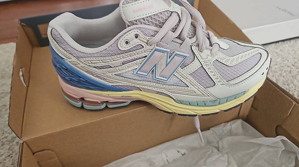New Balance Scarpe da uomo: New Balance Angora Gr.38 1/2 – Nuovo e nell'imballaggio originale da Riehen venduto da arordorf 2