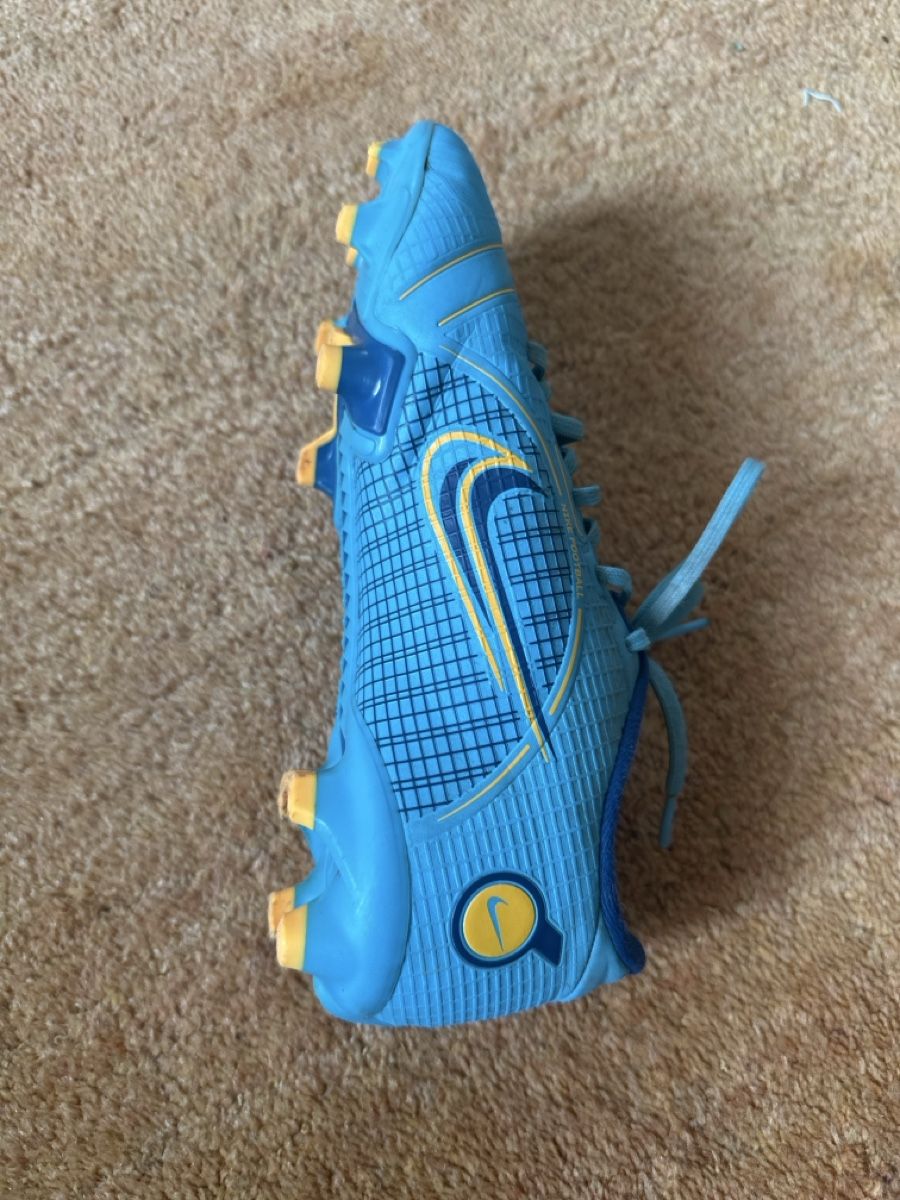 Schuhe für Jungen: Fussballschuhe Nike Grösse 36 – Gebraucht aus Lützelflüh-Goldb von ama_l2lp 5