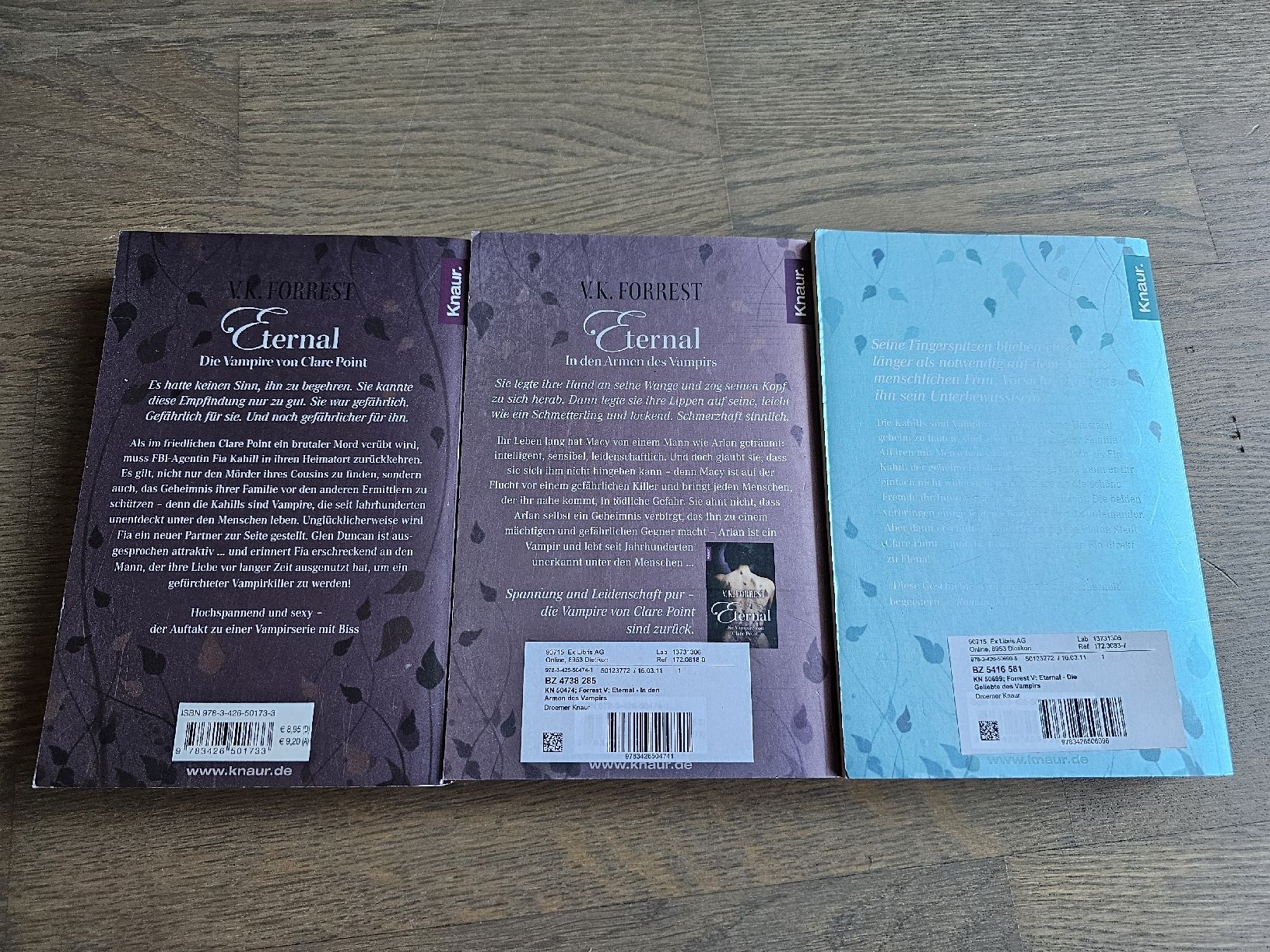 Bücher: Eternal - V.K. Forrest – Gebraucht aus Hinterforst von impatiently 1