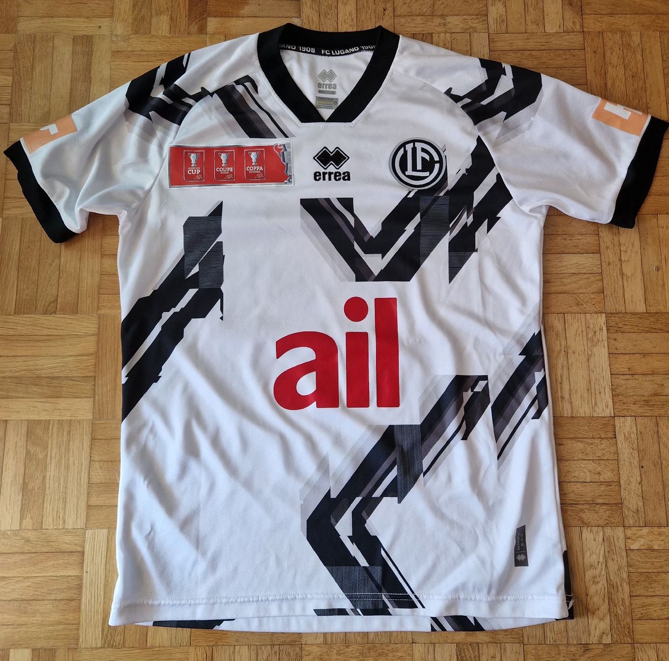 Maillots de corps & Pantalons: Matchworn Fc Lugano  – D'occasion à Mezzovico par Ciambella44