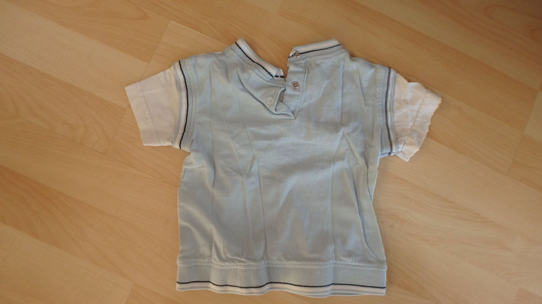 Hemden, T-Shirts & Polos: T-Shirt Gr 74 von smile – Gebraucht aus Riehen von India13 1